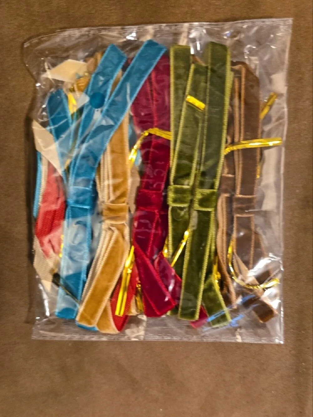 Velvet Christmas Ornament Set: Red, Green, Gold, White, Brown. 24 Piece Set. NWT